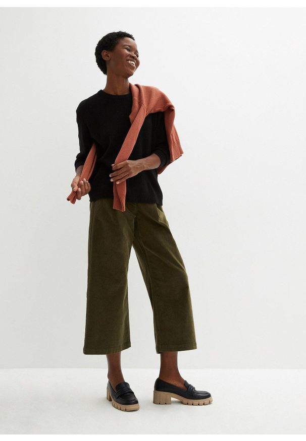 bonprix - Szerokie spodnie sztruksowe culotte high-waist z wygodnym paskiem, dł. 7/8. Stan: podwyższony. Kolor: zielony. Materiał: sztruks