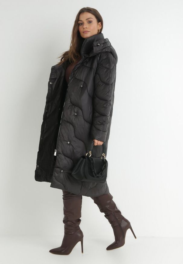Born2be - Czarna Kurtka Pikowana Płaszcz Heosie. Kolor: czarny. Sezon: zima, jesień