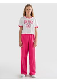 Big-Star - Spodnie dziewczęce dresowe z prostą nogawką różowe Longencja 601/ Georgina 601. Okazja: na uczelnię. Kolor: różowy. Materiał: dresówka. Wzór: aplikacja, nadruk. Styl: sportowy, młodzieżowy #3