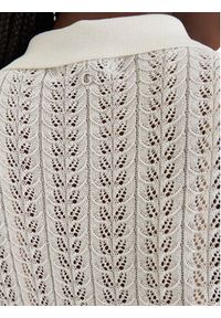 Guess Sweter W6GR25 Z0672 Biały Regular Fit. Kolor: biały. Materiał: wiskoza #4