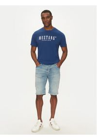 Mustang Szorty jeansowe Chicago 1012672 Niebieski Slim Fit. Kolor: niebieski. Materiał: bawełna #5