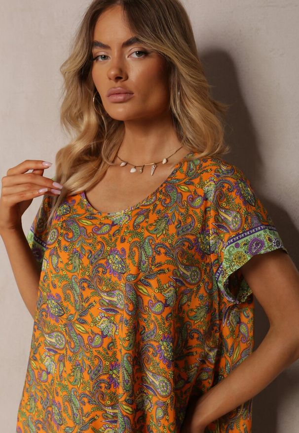 Renee - Żółto-Zielona Rozkloszowana Sukienka z Wiskozy w Kwiaty Rivanira. Okazja: na co dzień. Kolor: żółty. Materiał: wiskoza. Wzór: kwiaty. Sezon: lato. Typ sukienki: proste. Styl: casual