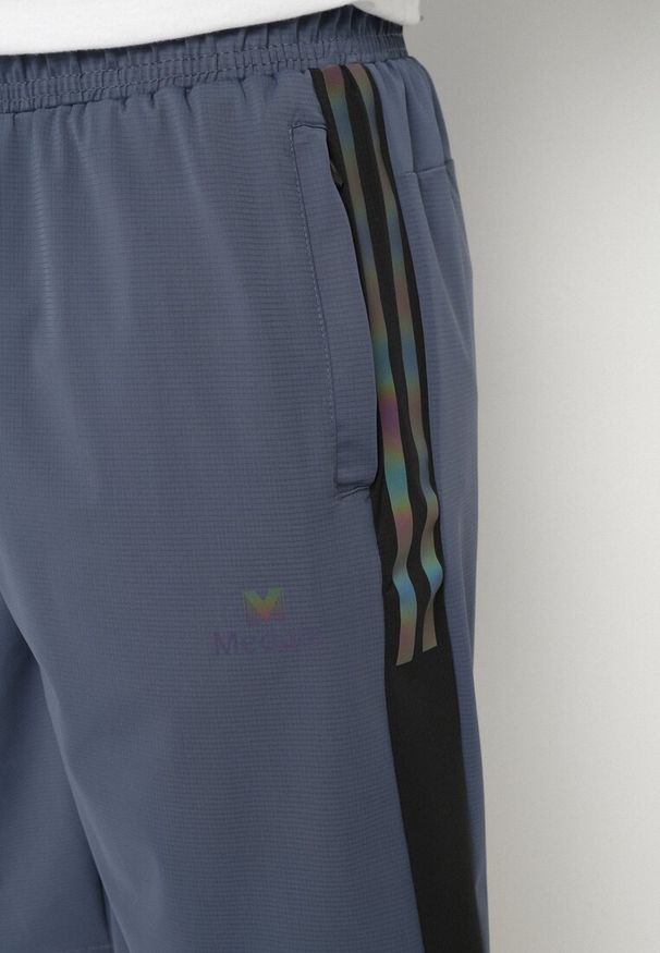 Born2be - Niebieskie Szorty ze Sznurkiem w Pasie z Kieszeniami Lireore. Kolor: niebieski. Sezon: lato. Styl: klasyczny