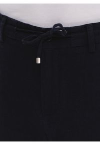 Pako Lorente - PAKO LORENTE - Granatowe spodnie męskie z lnem. Kolor: niebieski. Materiał: len. Wzór: gładki. Sezon: wiosna #8