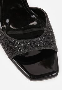 Renee - Czarne Cyrkoniowe Sandały na Szpilce z Kwadratowym Noskiem Sororia. Okazja: na imprezę. Kolor: czarny. Materiał: skóra. Wzór: aplikacja. Obcas: na szpilce. Styl: glamour, elegancki #9