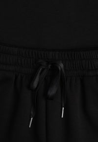 Born2be - Czarny Letni Komplet z Bawełny i Wiskozy T-shirt i Szorty Celinai. Kolor: czarny. Materiał: wiskoza, bawełna #7