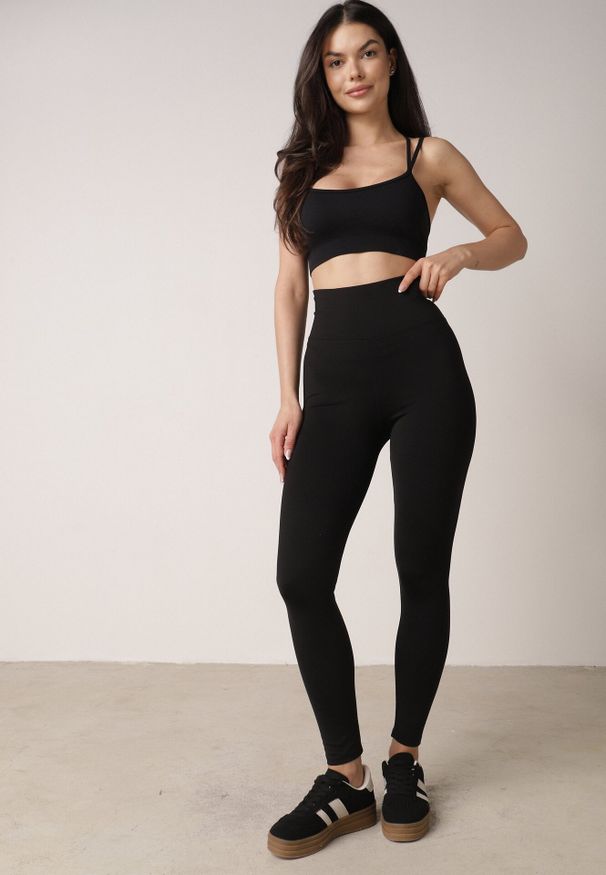 Born2be - Czarne Legginsy z Wysokim Stanem z Pasem Modelującym w Talii Azinera. Okazja: na co dzień. Stan: podwyższony. Kolor: czarny. Materiał: materiał. Styl: casual