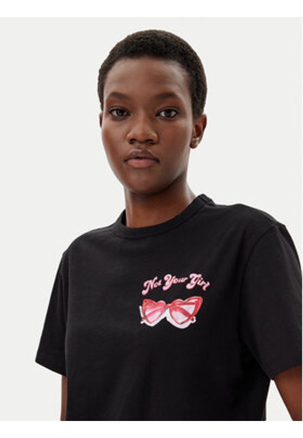 Hugo - HUGO T-Shirt Damacia_5 50540237 Czarny Regular Fit. Kolor: czarny. Materiał: bawełna