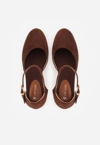 Born2be - Brązowe Sandały na Koturnie z Plecionki i Zapięciem na Sprzączkę Jessaln. Okazja: na spacer. Zapięcie: sprzączka. Kolor: brązowy. Sezon: lato. Obcas: na koturnie. Styl: elegancki. Wysokość obcasa: średni #9