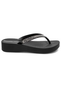 Czarne Japonki Ipanema Letnie Obuwie Damskie. Okazja: na co dzień, na plażę. Kolor: czarny. Materiał: materiał, mesh. Sezon: lato. Obcas: na platformie. Styl: elegancki, casual #7