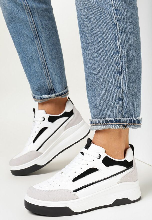 Born2be - Biało-Czarne Sneakersy na Grubej Podeszwie Nadin. Wysokość cholewki: przed kostkę. Kolor: biały. Szerokość cholewki: normalna. Wzór: aplikacja