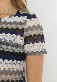 Born2be - Szara Ażurowa Sukienka Pudełkowa Jacques. Kolor: szary. Wzór: ażurowy #2