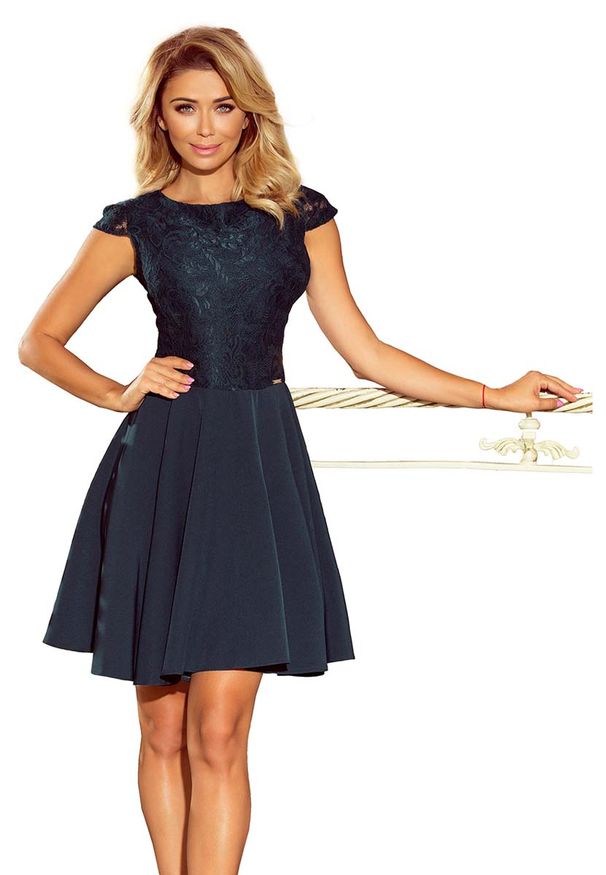 Numoco - Sukienka Elegancka Rozkloszowana z Koronką - Zielona. Kolor: zielony. Materiał: koronka. Wzór: koronka. Styl: elegancki