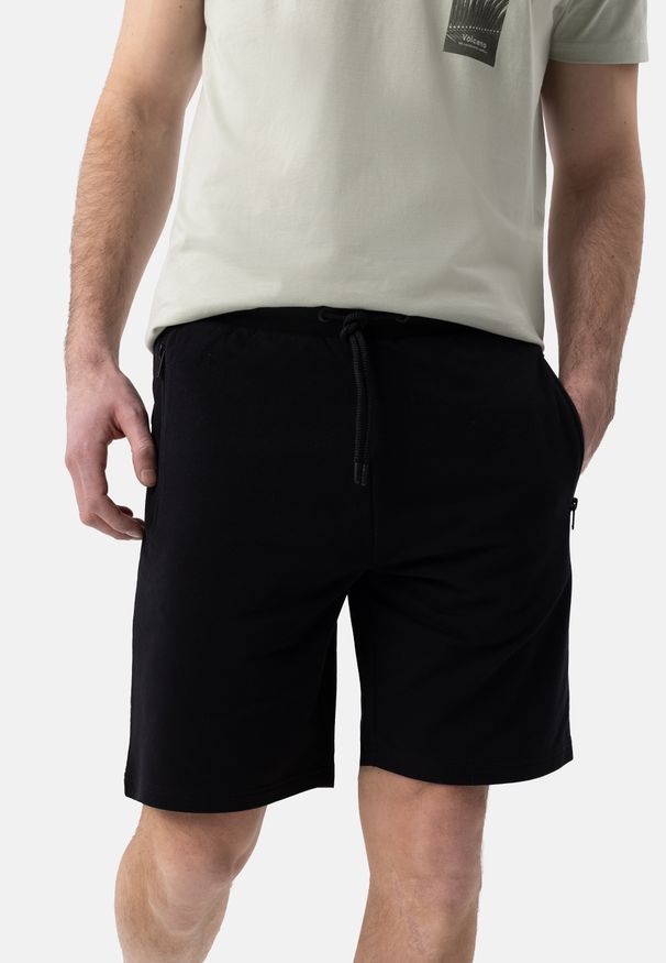 Volcano - M-RISSO. Kolor: czarny. Materiał: elastan, bawełna, materiał, dresówka. Długość: krótkie. Wzór: gładki, ze splotem. Sezon: lato. Styl: klasyczny, sportowy