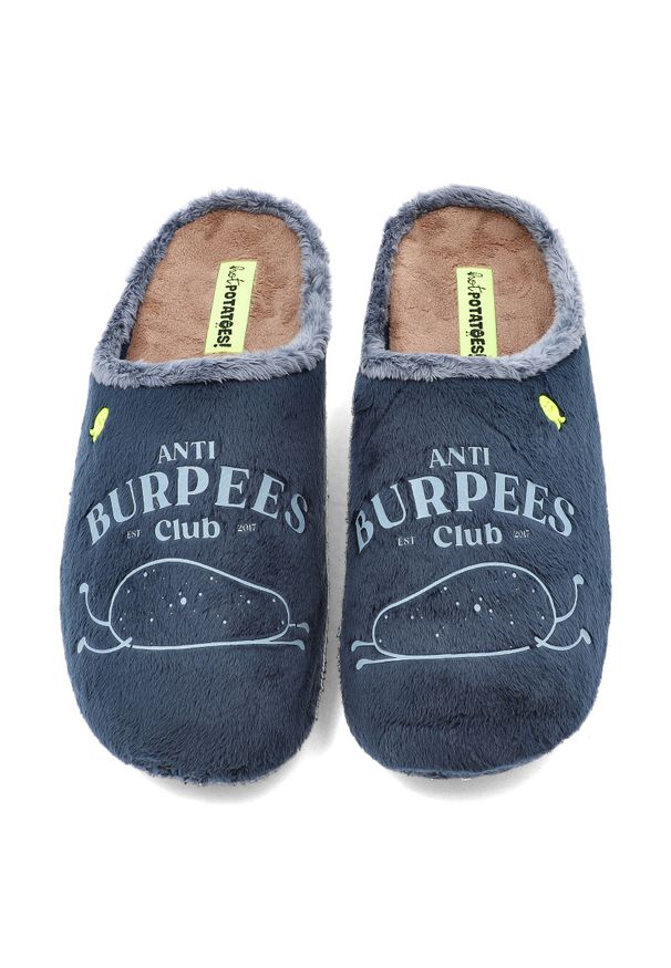 Hot Potatoes by Gioseppo - Kapcie damskie Gioseppo Hot Potatoes, pantofle na płaskiej podeszwie z ozdobnymi napisami ocieplane, granatowe, Trimont-77023. Okazja: do domu. Kolor: niebieski. Materiał: futro, materiał. Wzór: nadruk, napisy. Obcas: na płaskiej podeszwie