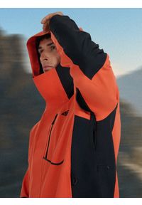 4f - 4F Kurtka trekkingowa membrana 10000 męska - czerwona L. Kolor: czerwony. Materiał: poliester. Technologia: Primaloft. Sport: wspinaczka, turystyka piesza