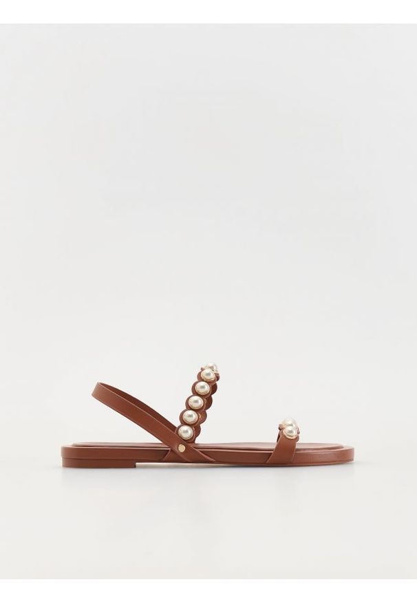 Reserved - Skórzane sandały z paskami - brązowy. Zapięcie: pasek. Kolor: brązowy. Materiał: skóra