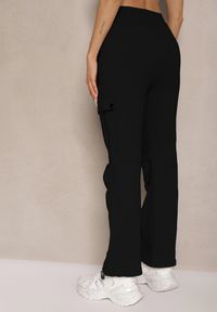 Renee - Czarne Spodnie Cargo z Bawełną High Waist Evianirae. Okazja: na co dzień. Stan: podwyższony. Kolor: czarny. Materiał: bawełna. Styl: casual