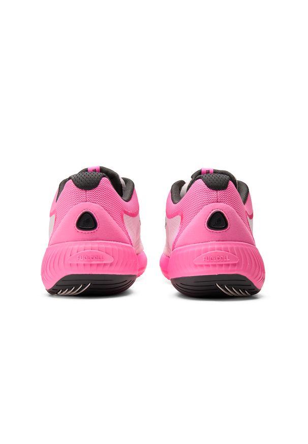 Buty męskie New Balance FuelCell 996 v6 M9969UJ – różowe. Kolor: różowy. Materiał: materiał, syntetyk, guma. Szerokość cholewki: normalna. Model: New Balance 996. Sport: tenis, bieganie