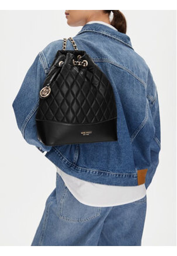 Nine West Plecak CEO-KANSAS-JH5824-NW Czarny. Kolor: czarny. Materiał: materiał, syntetyk