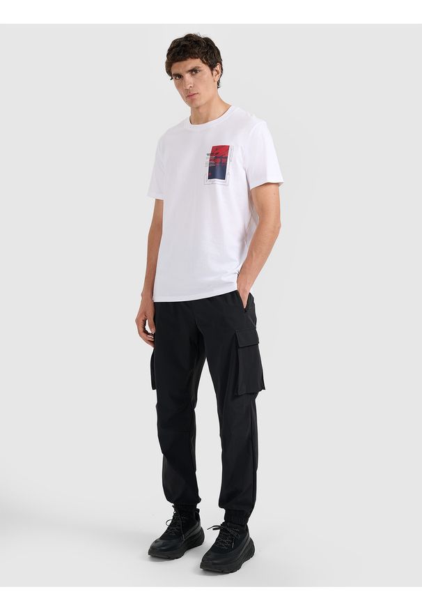 4f - 4F T-shirt regular z nadrukiem męski - biały S. Okazja: na co dzień. Kolor: biały. Materiał: materiał, bawełna. Wzór: nadruk. Styl: casual