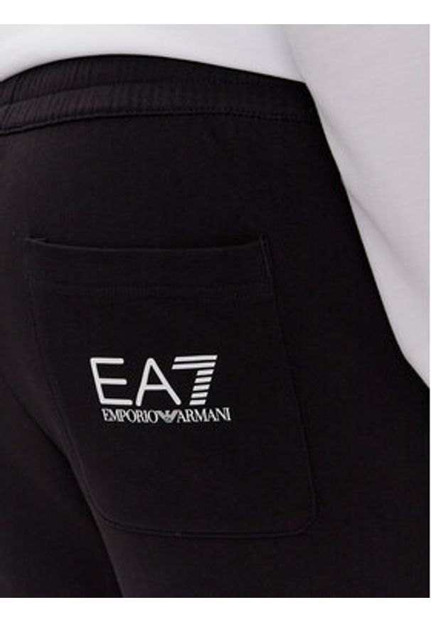 EA7 Emporio Armani Spodnie dresowe 7M000571 AF13512 MC001 Czarny Regular Fit. Kolor: czarny. Materiał: bawełna