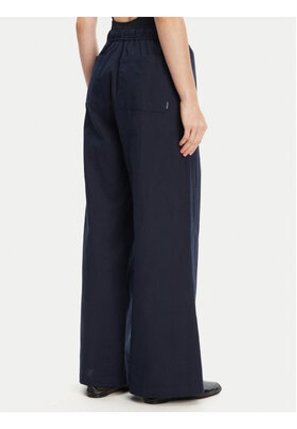 Mustang Spodnie materiałowe Tuscaloosa 1016583 Granatowy Wide Fit. Kolor: niebieski. Materiał: bawełna