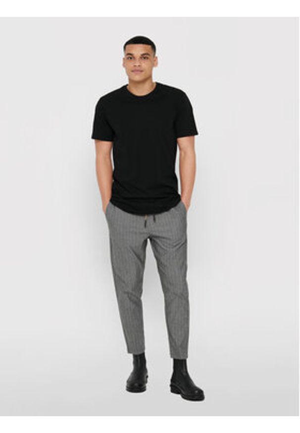Only & Sons T-Shirt Matt 22002973 Czarny Regular Fit. Kolor: czarny. Materiał: bawełna