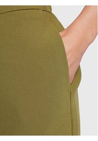 Moss Copenhagen Spodnie materiałowe Taira 16935 Zielony Relaxed Fit. Kolor: zielony. Materiał: syntetyk