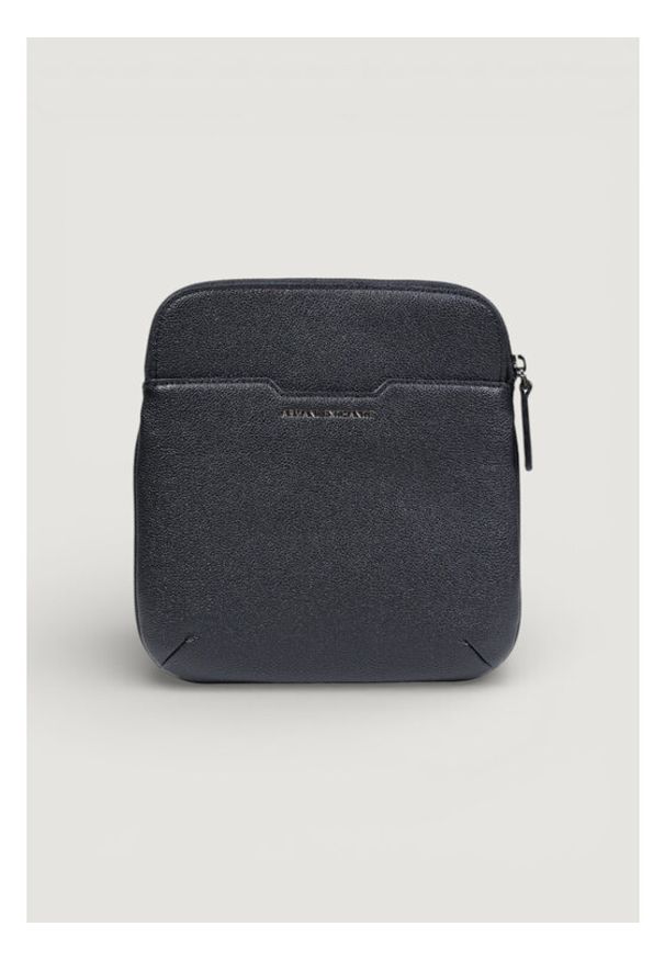 Armani Exchange Saszetka XM002586 AF22651 UC001 Czarny. Kolor: czarny. Materiał: skóra