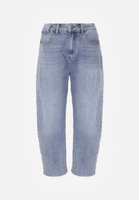 Born2be - Niebieskie Jeansy o Kroju Mom Fit z Bawełną i Wysokim Stanem Galon. Okazja: na co dzień. Stan: podwyższony. Kolor: niebieski. Długość: krótkie. Wzór: gładki. Styl: casual, klasyczny #3