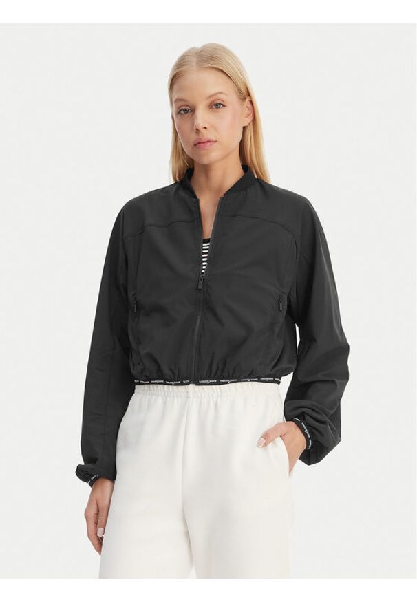 Tommy Jeans Kurtka bomber DW0DW22323 Czarny Regular Fit. Kolor: czarny. Materiał: syntetyk