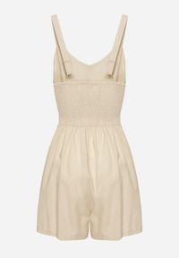 Born2be - Beżowy Bawełniany Kombinezon na Regulowanych Ramiączkach z Paskiem w Talii Telnea. Okazja: na co dzień. Kolor: beżowy. Materiał: bawełna. Długość rękawa: na ramiączkach. Sezon: lato. Styl: casual, elegancki #2