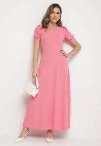Born2be - Różowa Sukienka Rozkloszowana z Trójkątnym Dekoltem Efralinae. Okazja: na spacer, na imprezę. Kolor: różowy. Sezon: lato. Typ sukienki: rozkloszowane. Styl: klasyczny, elegancki #7
