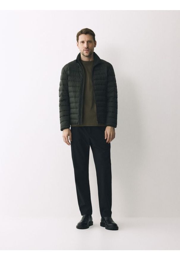 Reserved - Longsleeve z merceryzowanej bawełny - zielony. Kolor: zielony. Materiał: bawełna. Długość rękawa: długi rękaw