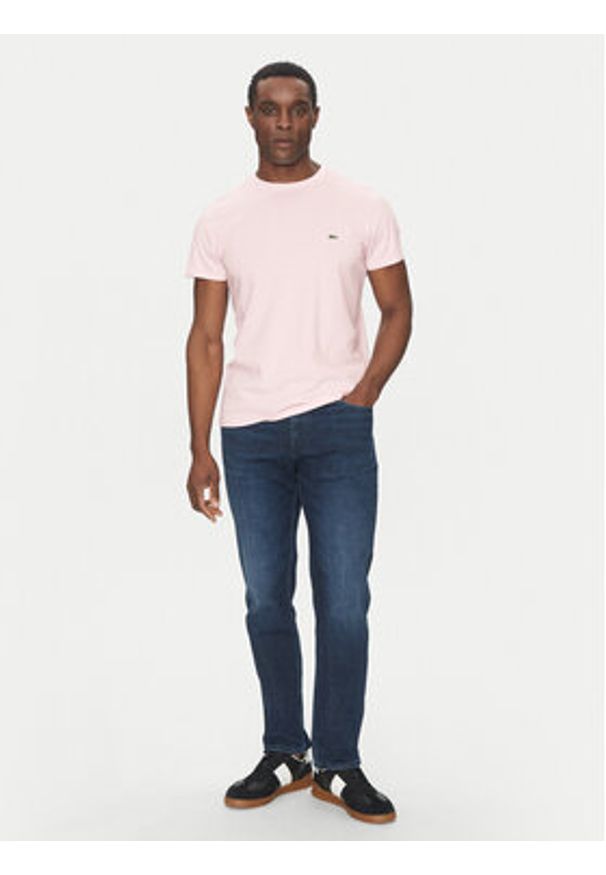 Lacoste T-Shirt TH6709 Różowy Regular Fit. Kolor: różowy. Materiał: bawełna