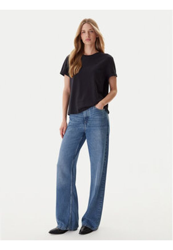 Mustang T-Shirt Monroe 1016755 Czarny Relaxed Fit. Kolor: czarny. Materiał: bawełna