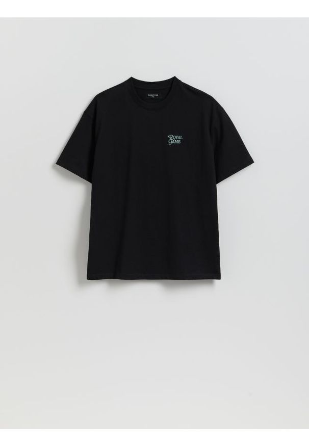 Reserved - T-shirt boxy z nadrukiem na plecach - czarny. Kolor: czarny. Materiał: dzianina, bawełna. Wzór: nadruk