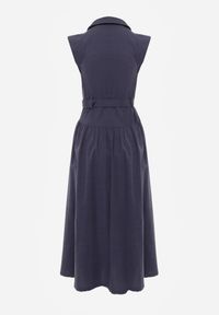 Born2be - Granatowa Koszulowa Sukienka Bez Rękawów z Wiskozy i Bawełny z Paskiem Suranon. Okazja: na co dzień. Kolor: niebieski. Materiał: wiskoza, bawełna. Długość rękawa: bez rękawów. Sezon: wiosna, lato. Typ sukienki: koszulowe. Styl: casual, elegancki, klasyczny #6