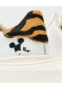 MOA Concept - MOA CONCEPT - Skórzane sneakersy z Myszką Mikey. Kolor: biały. Materiał: skóra. Wzór: aplikacja #6