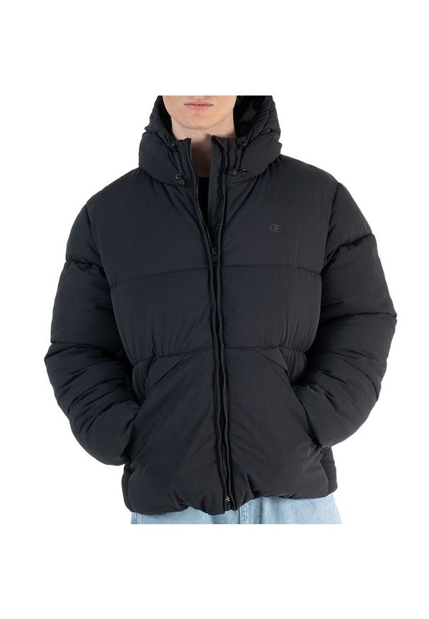 Kurtka Champion 220347-ES503 - czarna. Typ kołnierza: kaptur. Kolor: czarny. Materiał: nylon. Sezon: zima. Styl: klasyczny, elegancki