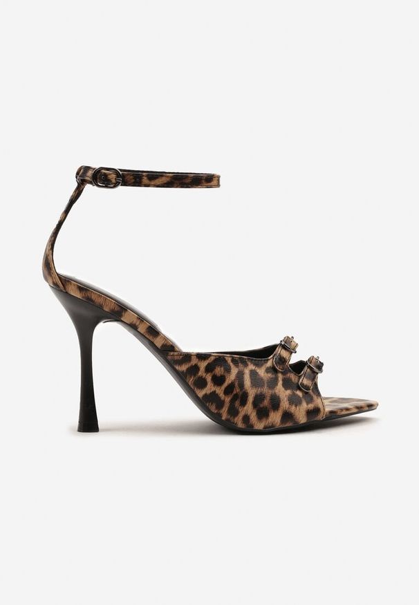 Renee - Panterkowe Sandały na Szpilce z Paskami z Klamrami Nevifa. Okazja: na spotkanie biznesowe, na imprezę, do pracy. Nosek buta: otwarty. Zapięcie: klamry. Materiał: jeans. Wzór: aplikacja. Obcas: na szpilce. Styl: biznesowy, elegancki, glamour. Wysokość obcasa: średni