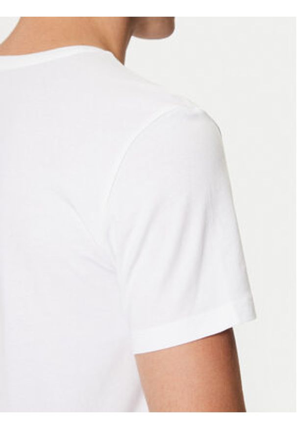Guess T-Shirt Caleb U97M01 KCD31 Biały Slim Fit. Kolor: biały. Materiał: bawełna