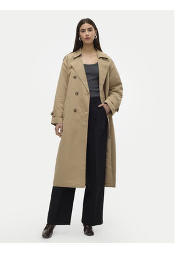 Vero Moda Trencz Chloe 10300263 Beżowy Regular Fit. Kolor: beżowy. Materiał: syntetyk