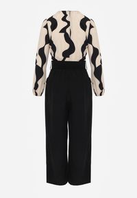 Renee - Beżowy Długi Kombinezon z Paskiem i Kopertowym Dekoltem Johnatho. Okazja: na co dzień. Kolor: beżowy. Długość: długie. Styl: casual, elegancki #5