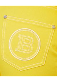 Balmain - BALMAIN - Żółte jeansy z wysokim stanem. Stan: podwyższony. Kolor: żółty. Wzór: aplikacja #7