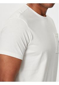 Petrol Industries T-Shirt M-1040-TSR639 Biały Regular Fit. Kolor: biały. Materiał: bawełna