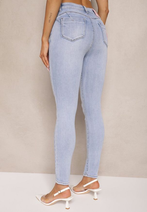 Renee - Niebieskie Skinny Jeansy z Bawełną i Efektem Push Up Nusindrel. Okazja: na co dzień. Stan: podwyższony. Kolor: niebieski. Styl: klasyczny, casual