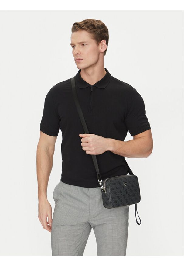 Guess Saszetka PMMILO P5245 Czarny. Kolor: czarny. Materiał: skóra