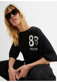 bonprix - Shirt oversize z miękkiego materiału z domieszką wiskozy. Kolor: czarny. Materiał: materiał, wiskoza. Wzór: nadruk #2